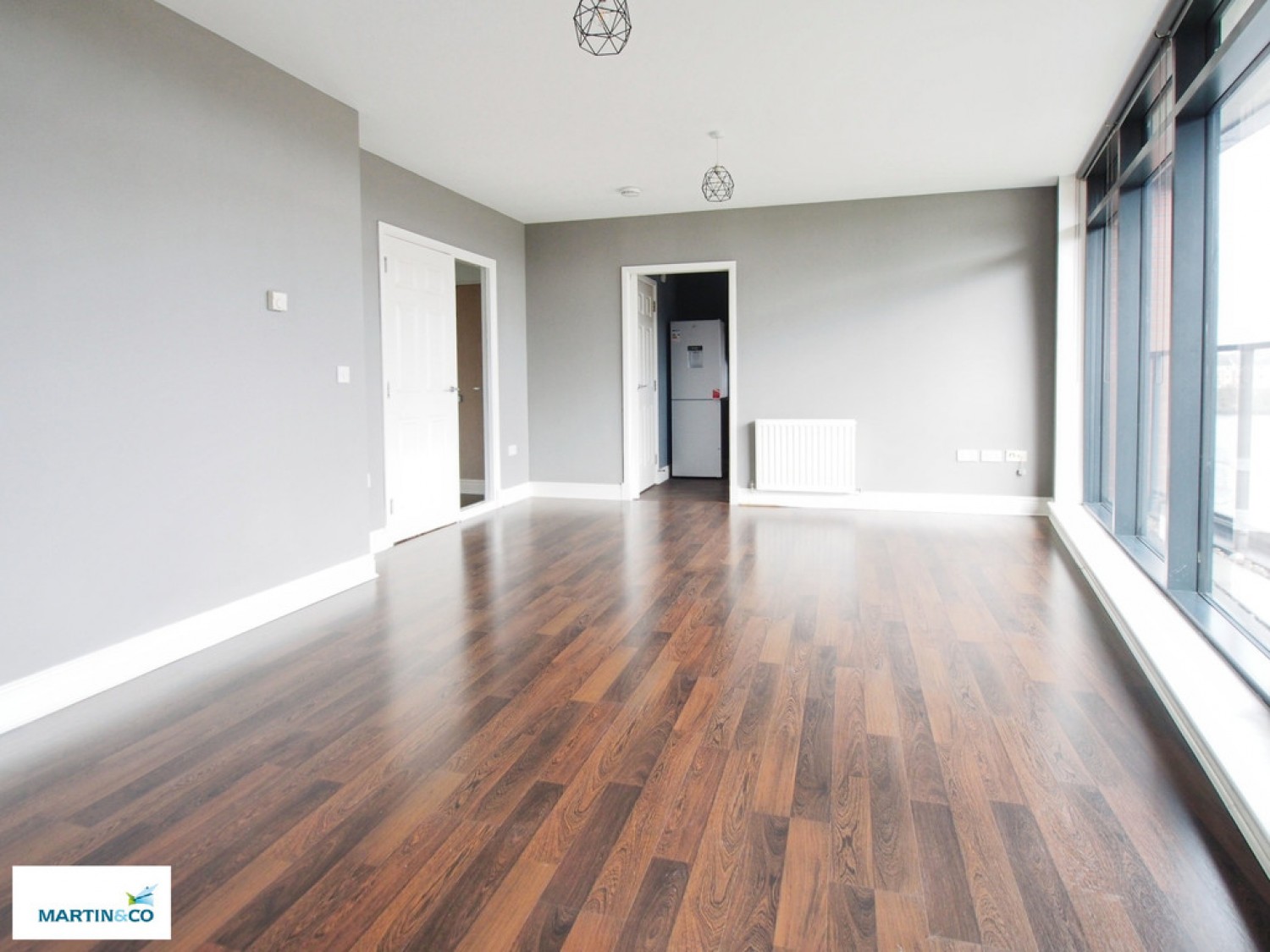 2 bedroom Flat for Sale 1/2, 8 Cardon Square