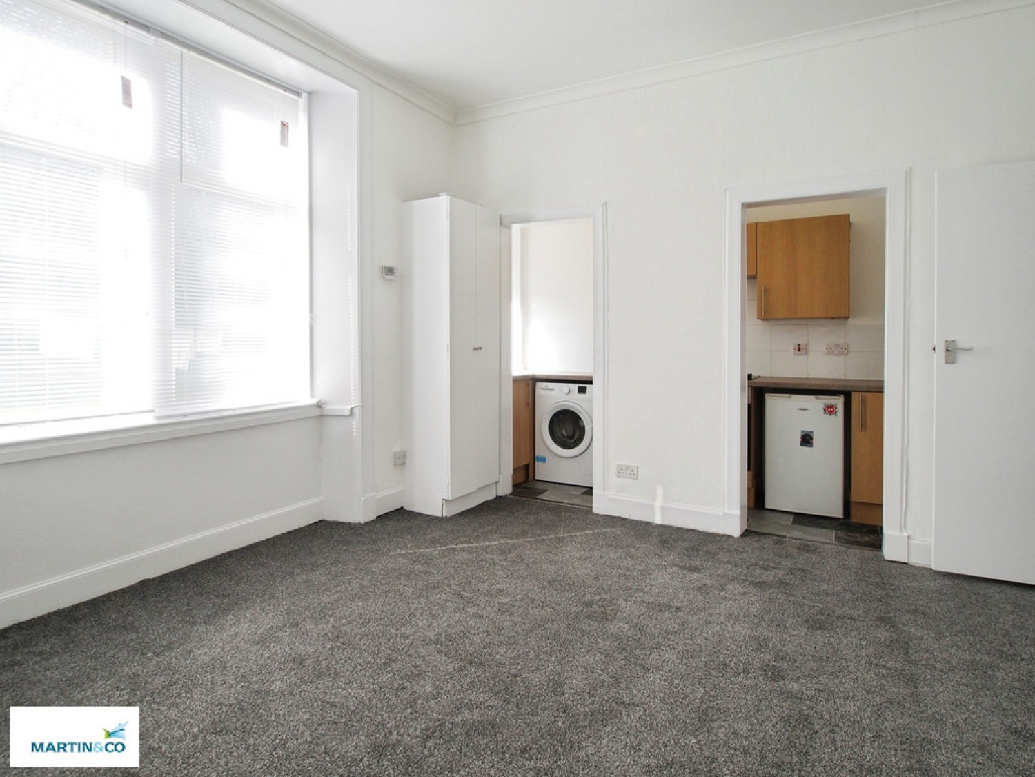 1 bedroom Flat for Letting 0/2, 18 Blackhall Street