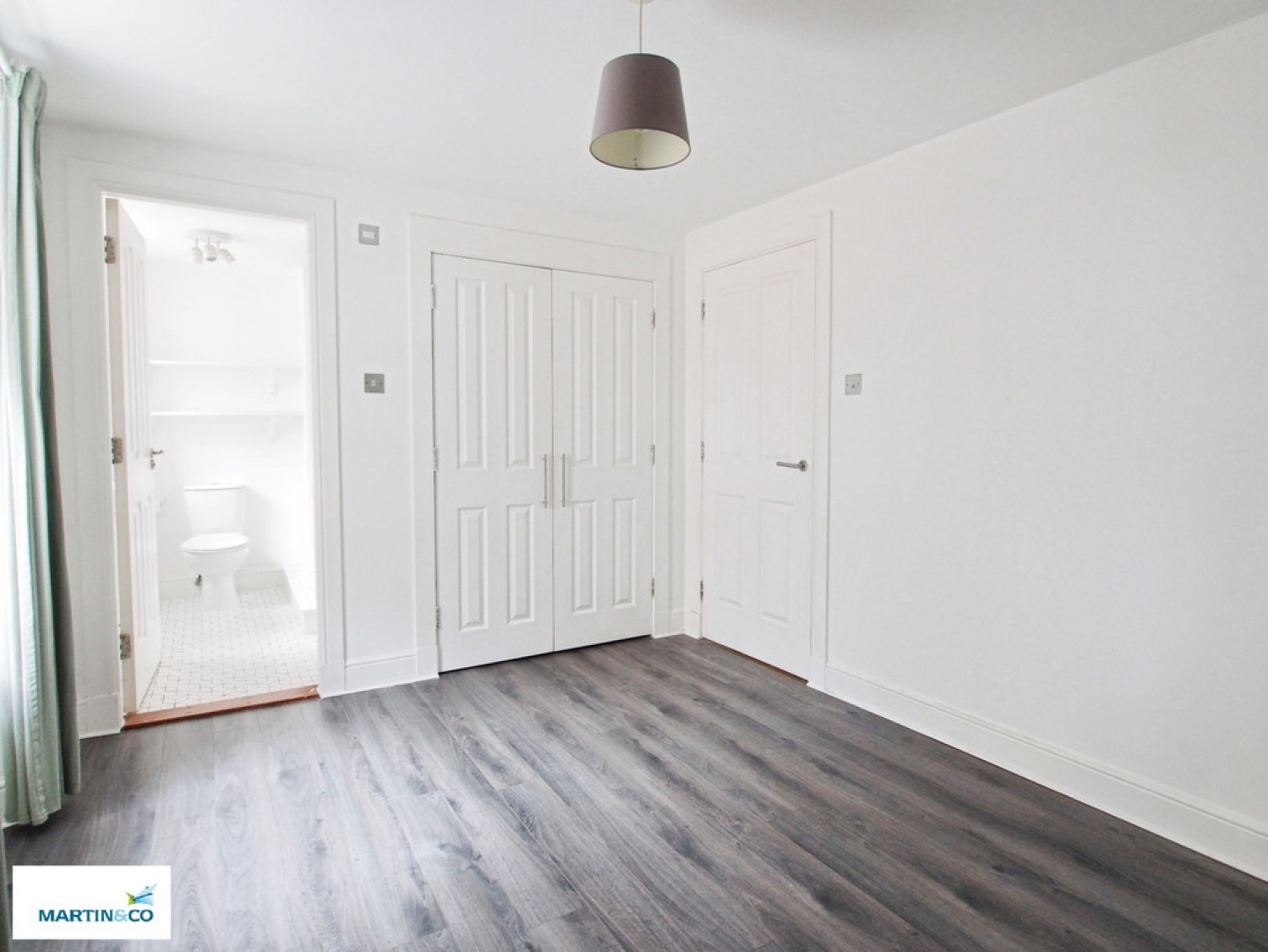 2 bedroom Flat for Sale 1/2, 27 Weighhouse Close