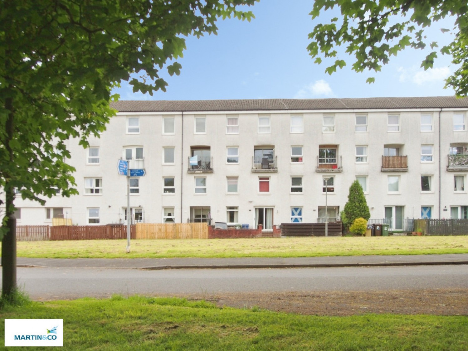 3 bedroom Flat for Letting Kintyre Avenue, Linwood