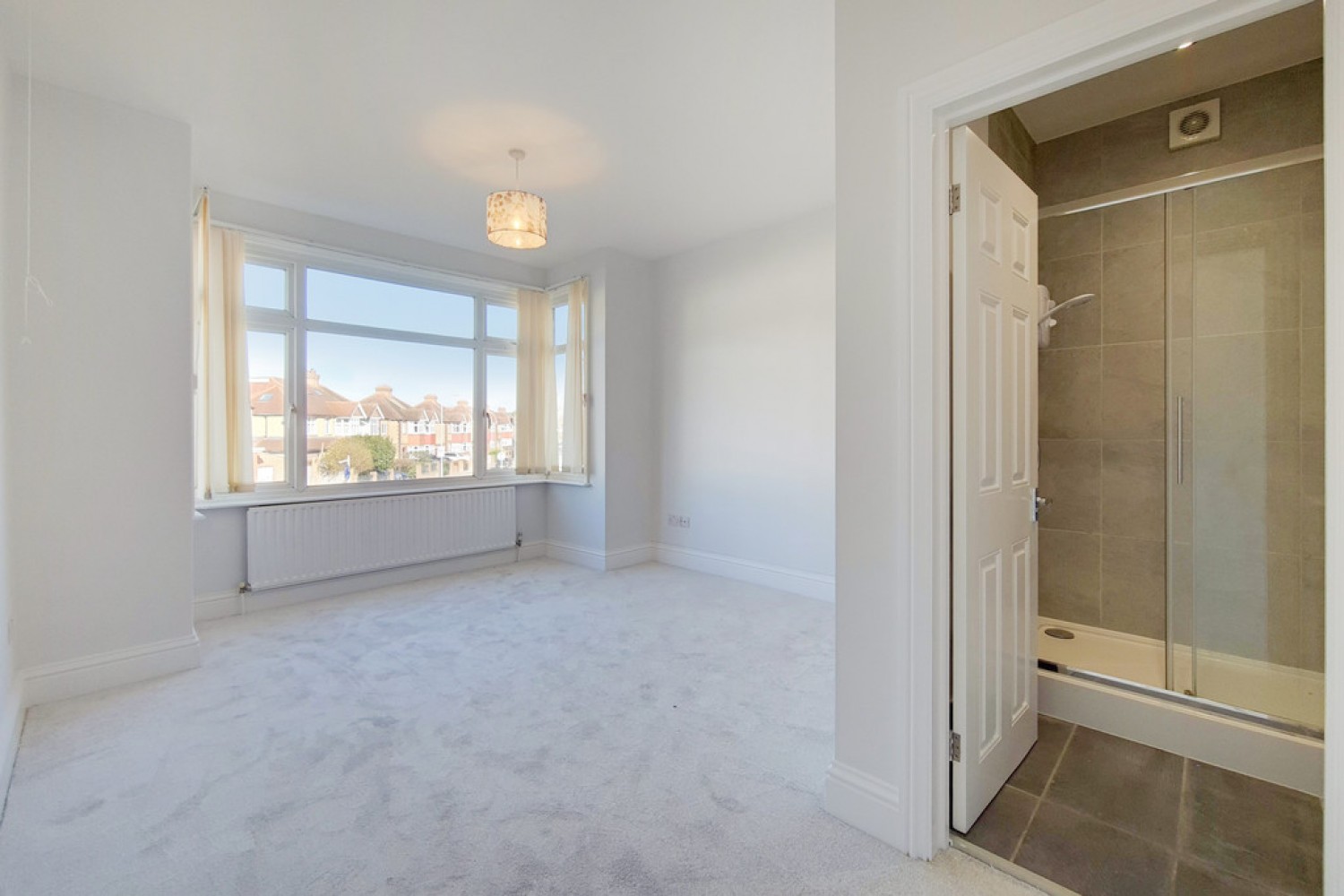 3 bedroom House for Letting Latchmere Road, Kingston Upon Thames