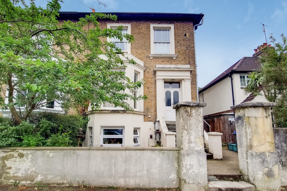 Cadogan Road, Surbiton