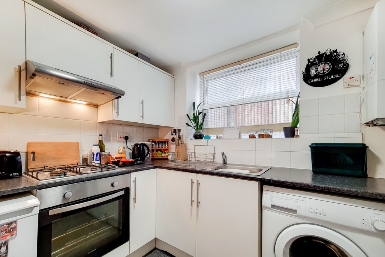 1 bedroom Flat for Letting Cadogan Road, Surbiton