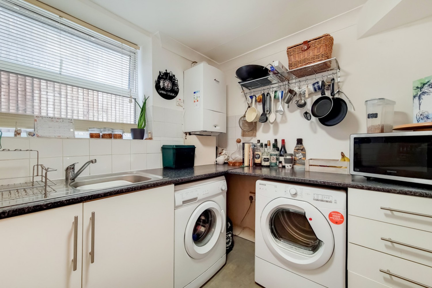 1 bedroom Flat for Letting Cadogan Road, Surbiton