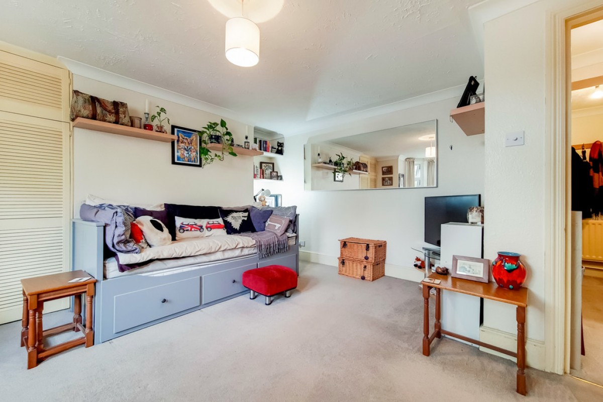 Cadogan Road, Surbiton