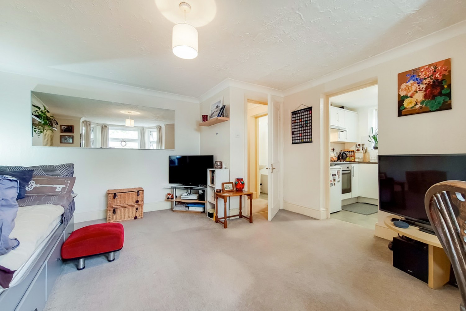 1 bedroom Flat for Letting Cadogan Road, Surbiton