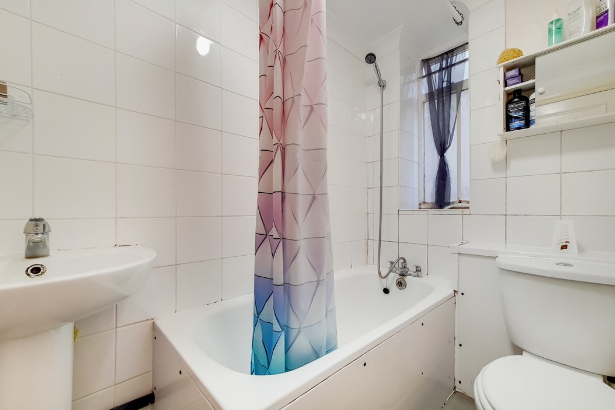 Cadogan Road, Surbiton