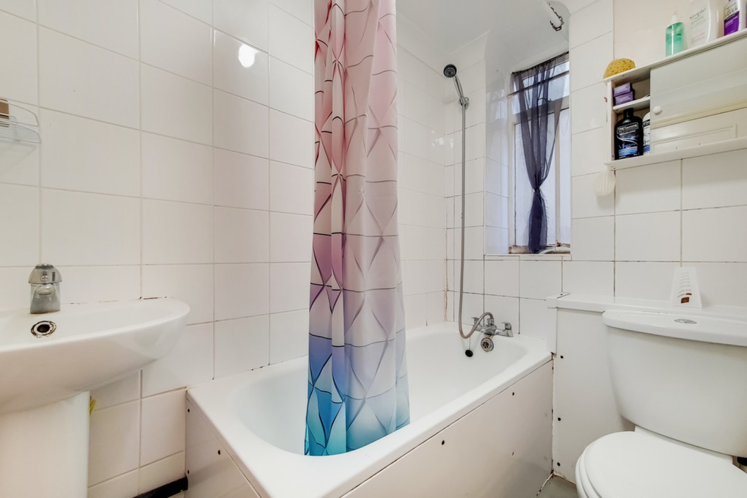 1 bedroom Flat for Letting Cadogan Road, Surbiton