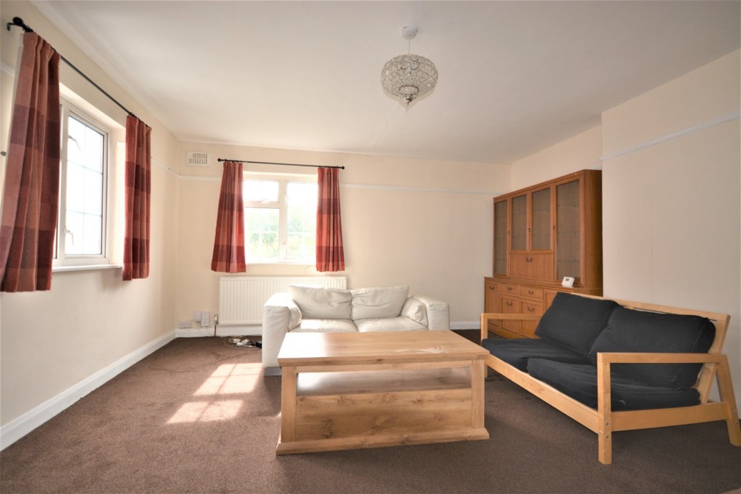 3 bedroom Flat for Letting Ham Street, Richmond