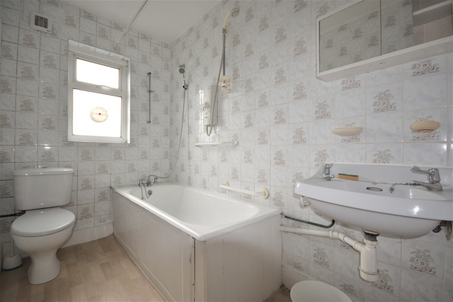 3 bedroom Flat for Letting Ham Street, Richmond