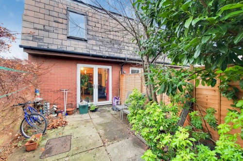 Tintern Close, Wimbledon