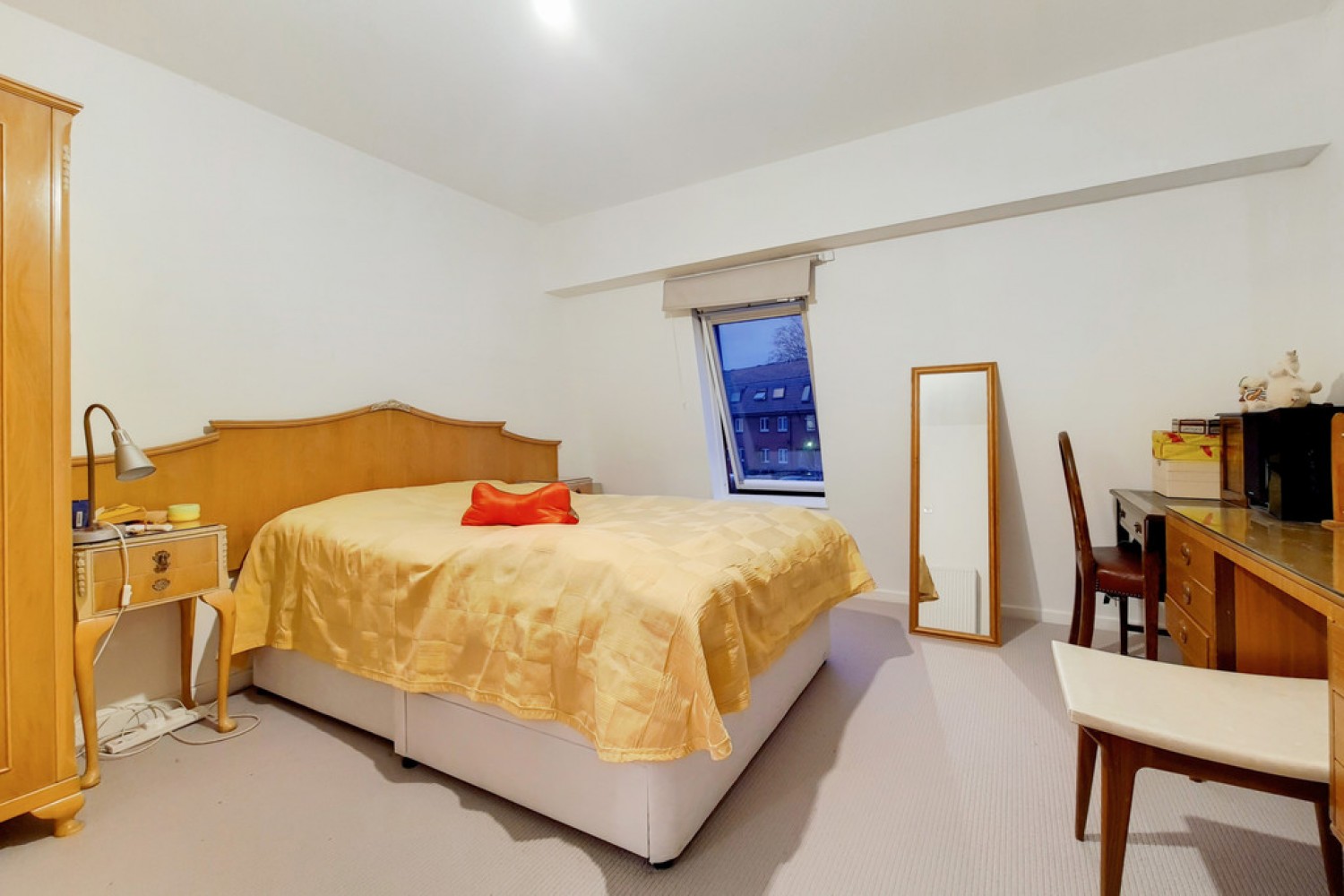 2 bedroom House for Letting Tintern Close, Wimbledon