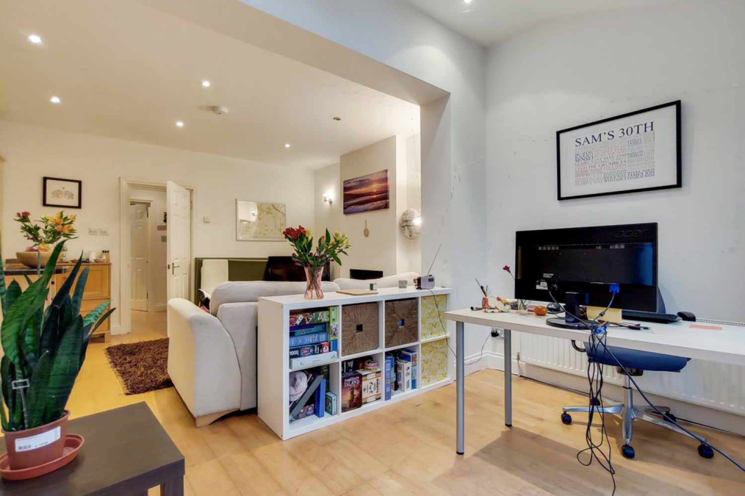 2 bedroom Flat for Letting Claremont Avenue, New Malden