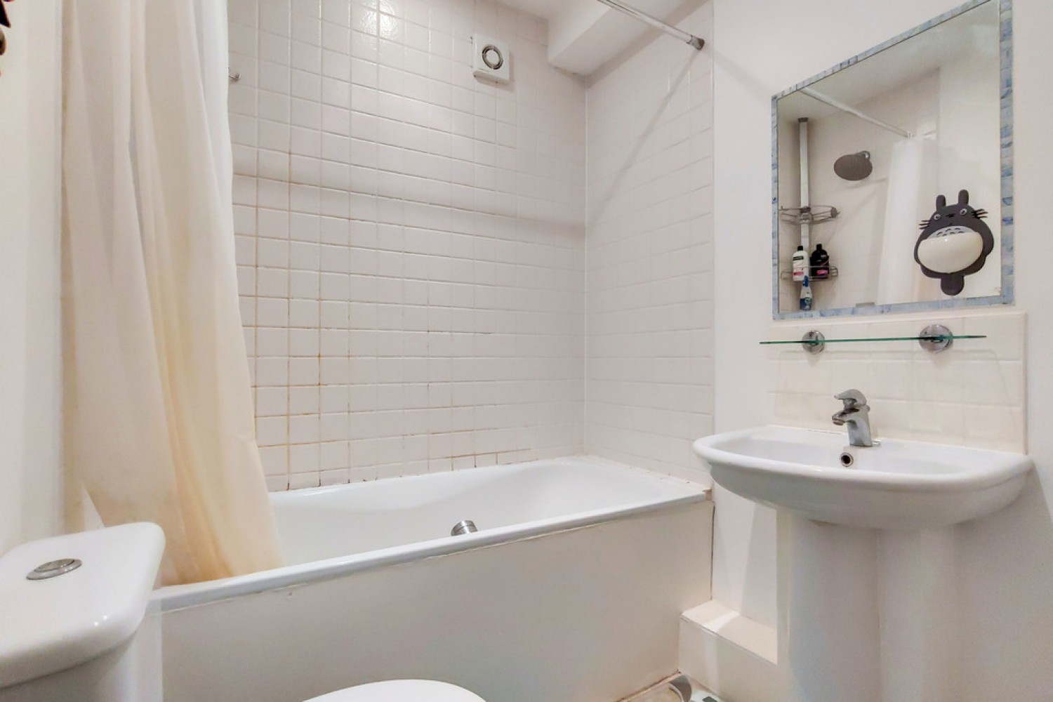 2 bedroom Flat for Letting Claremont Avenue, New Malden