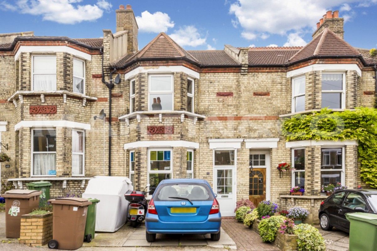 Carshalton Grove, Sutton