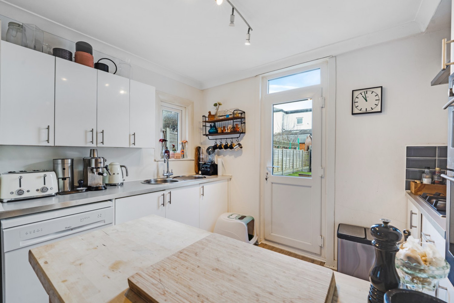 3 bedroom House for Letting Carshalton Grove, Sutton