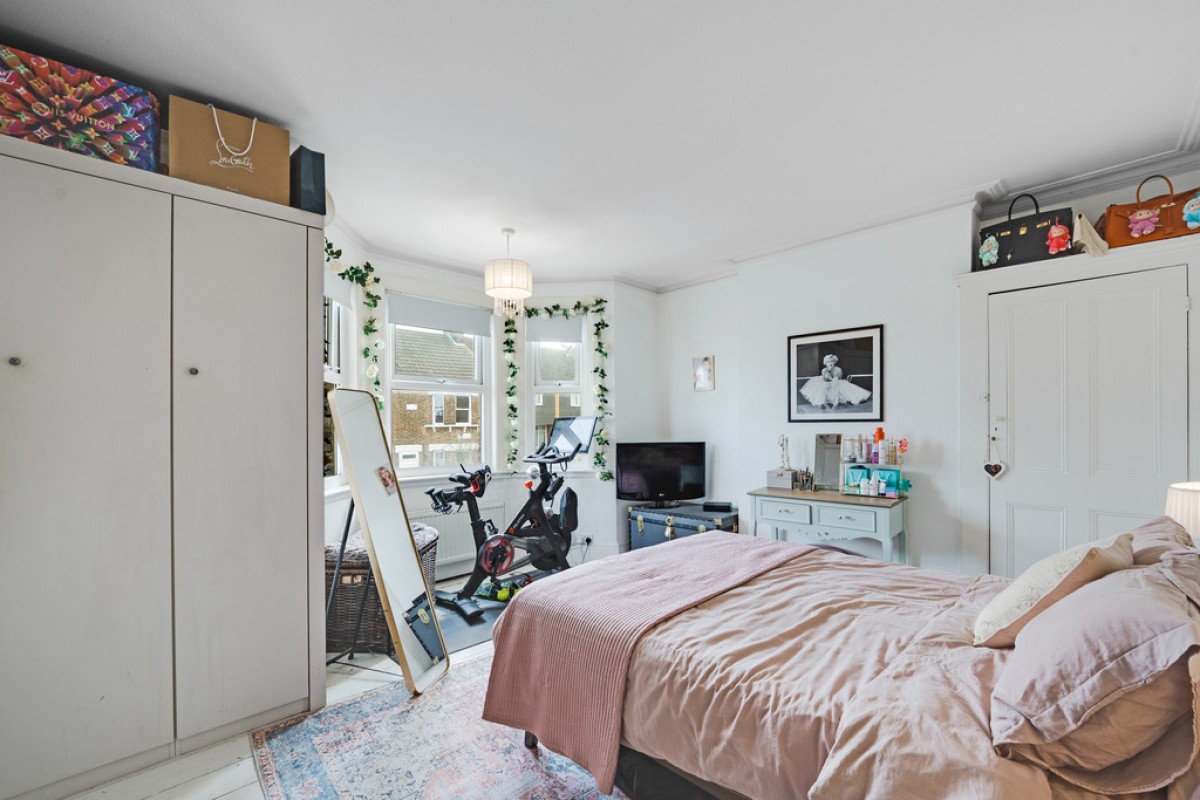 Carshalton Grove, Sutton