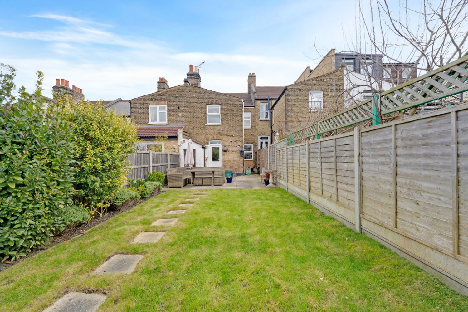 3 bedroom House for Letting Carshalton Grove, Sutton