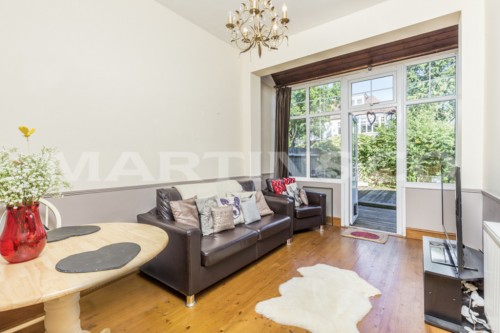 Melbury Gardens, Raynes Park