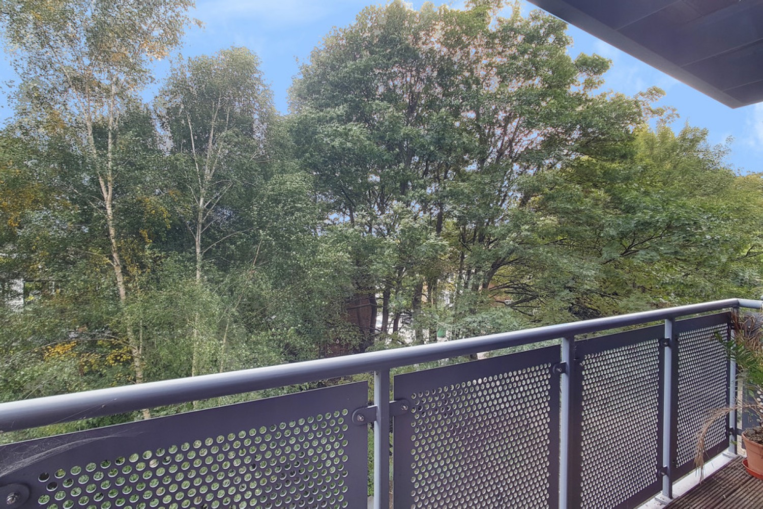 2 bedroom Flat for Letting Vista House, Chapter Way, Colliers Wood