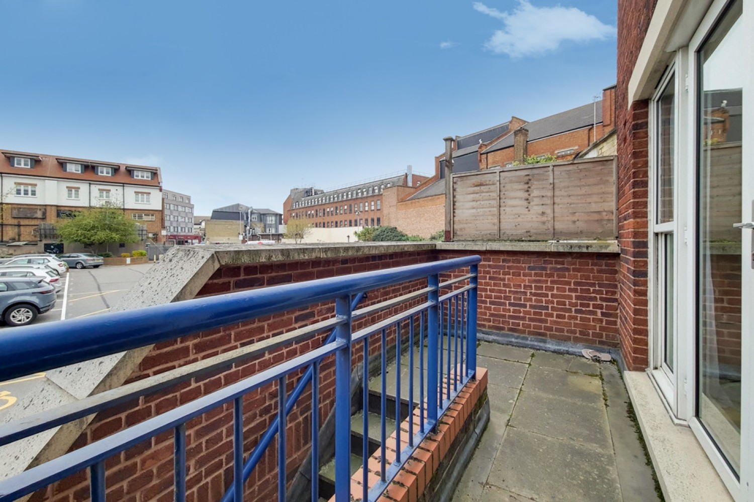 1 bedroom Flat for Letting Clarence Street, Kingston Upon Thames