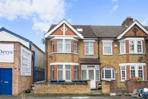 Ellison Gardens, Southall