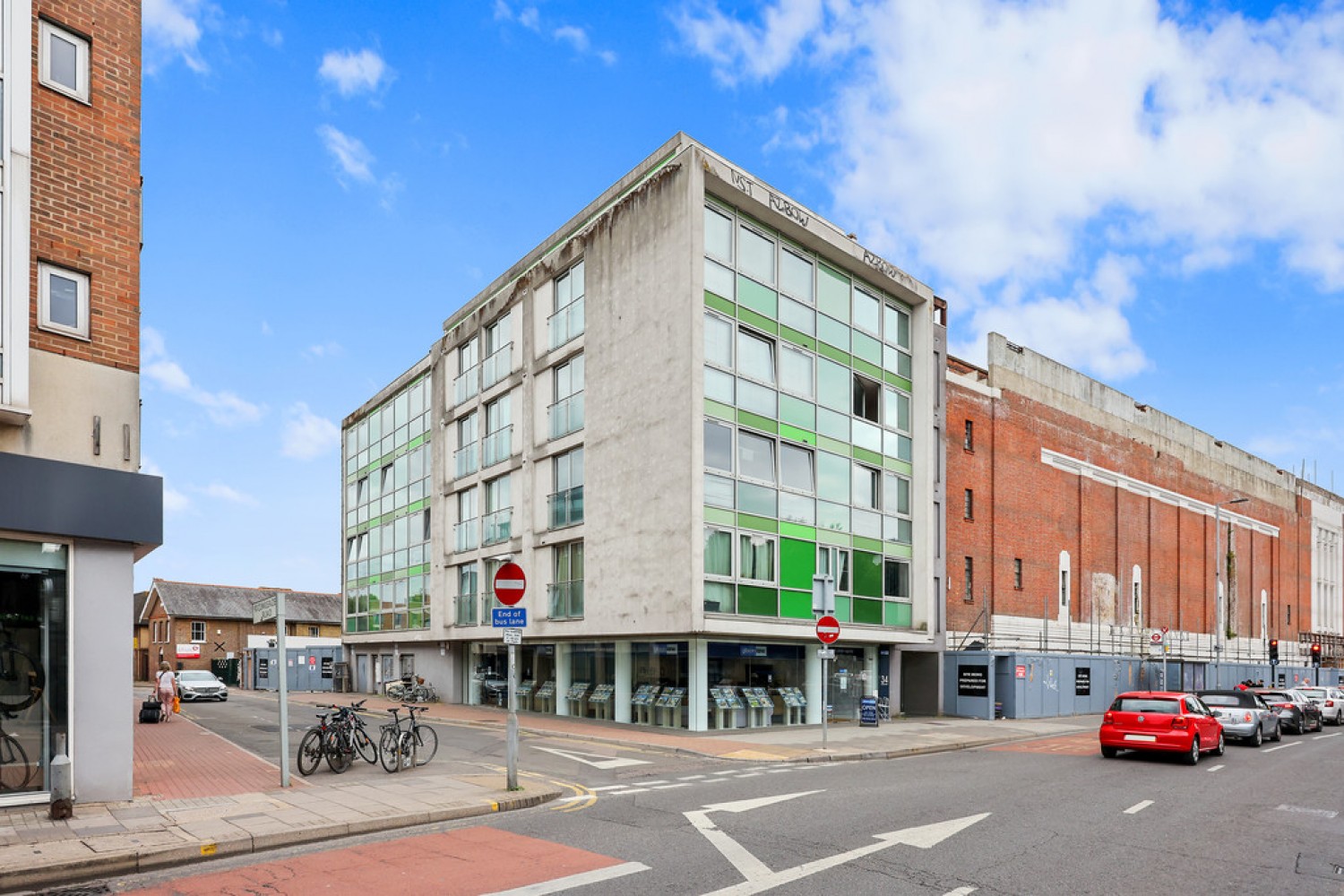 1 bedroom Flat for Letting Richmond Road, Kingston Upon Thames