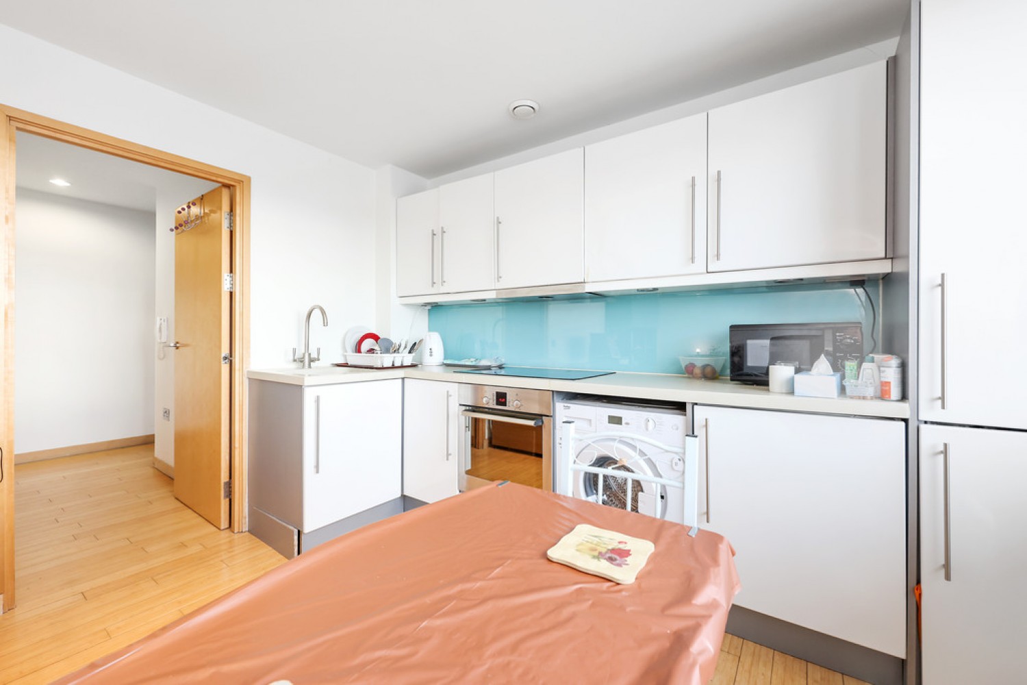 1 bedroom Flat for Letting Richmond Road, Kingston Upon Thames