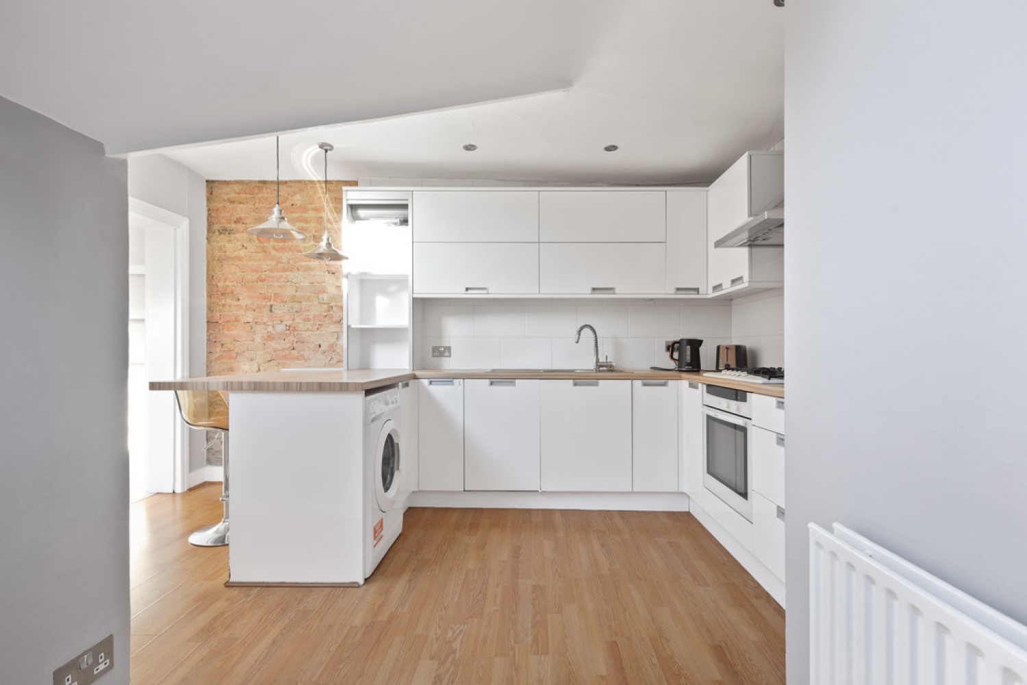1 bedroom Flat for Sale Kingston Hill