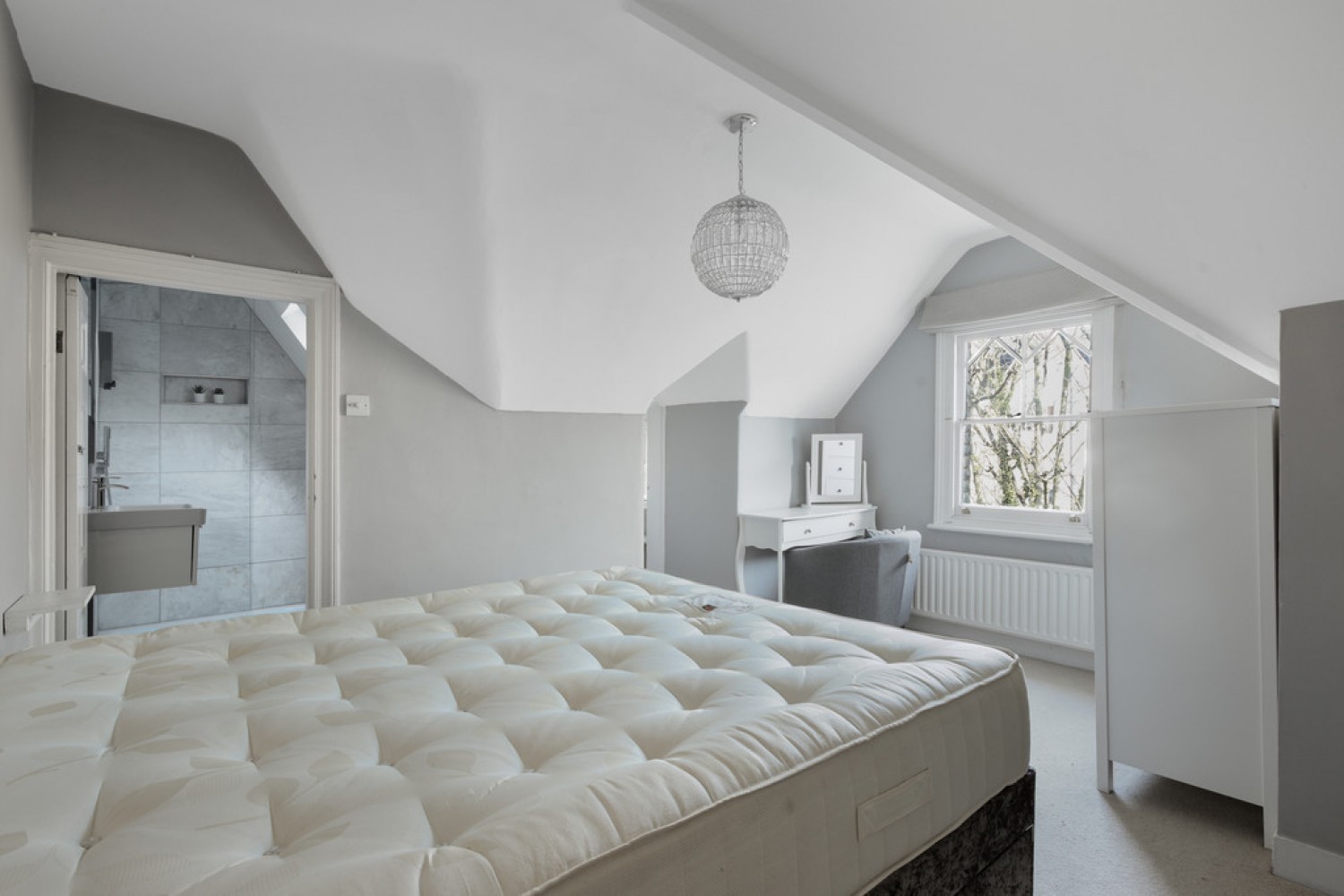 1 bedroom Flat for Sale Kingston Hill