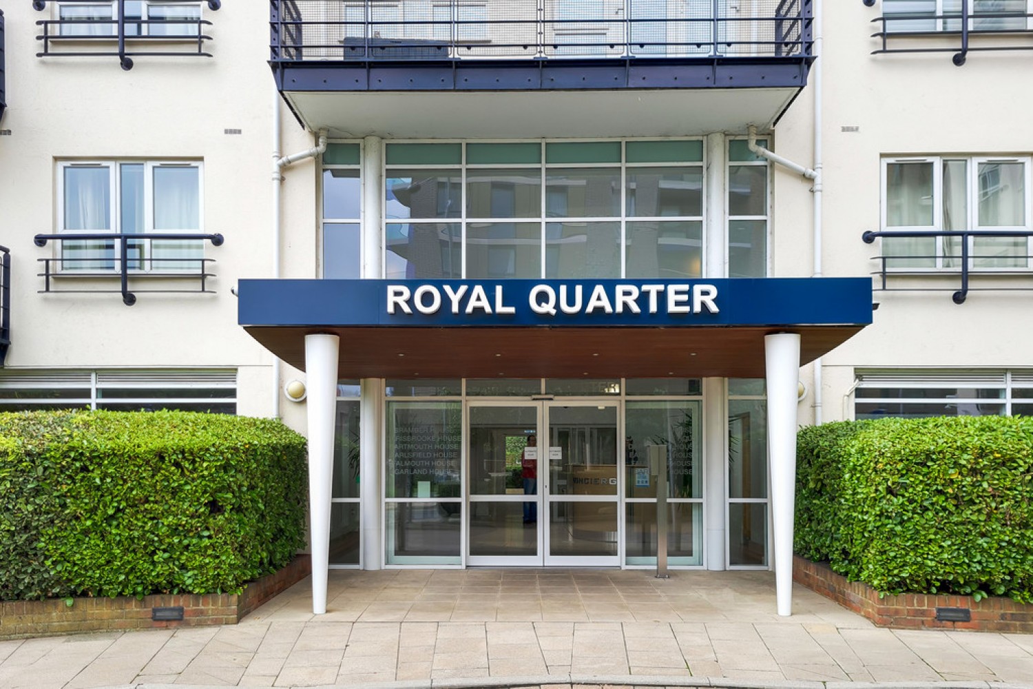 Royal Quarter, Seven Kings Way