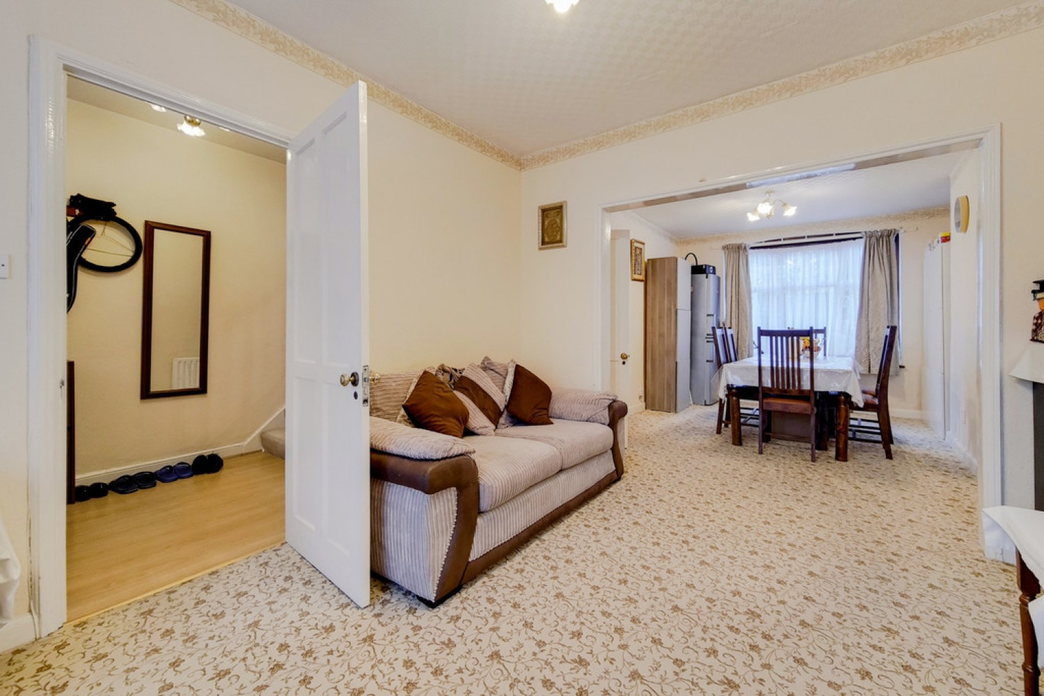 4 bedroom House in Ansell Road, London