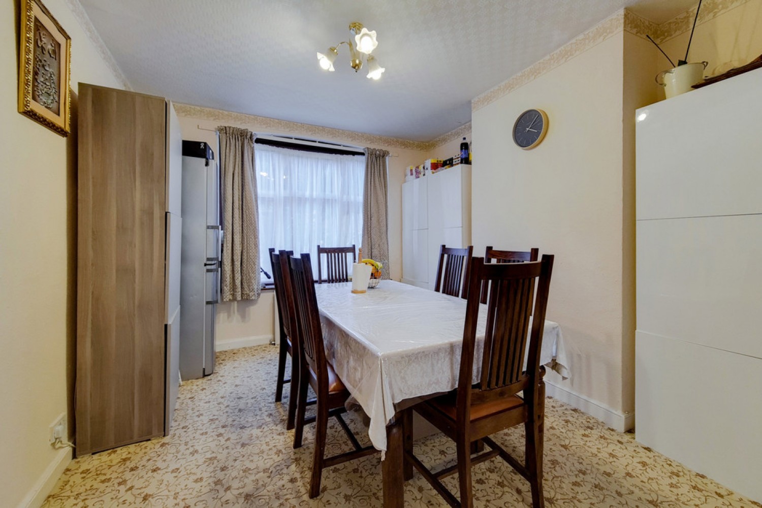 4 bedroom House in Ansell Road, London