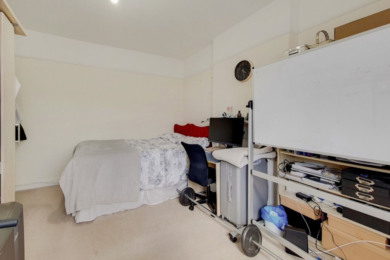 4 bedroom House in Ansell Road, London