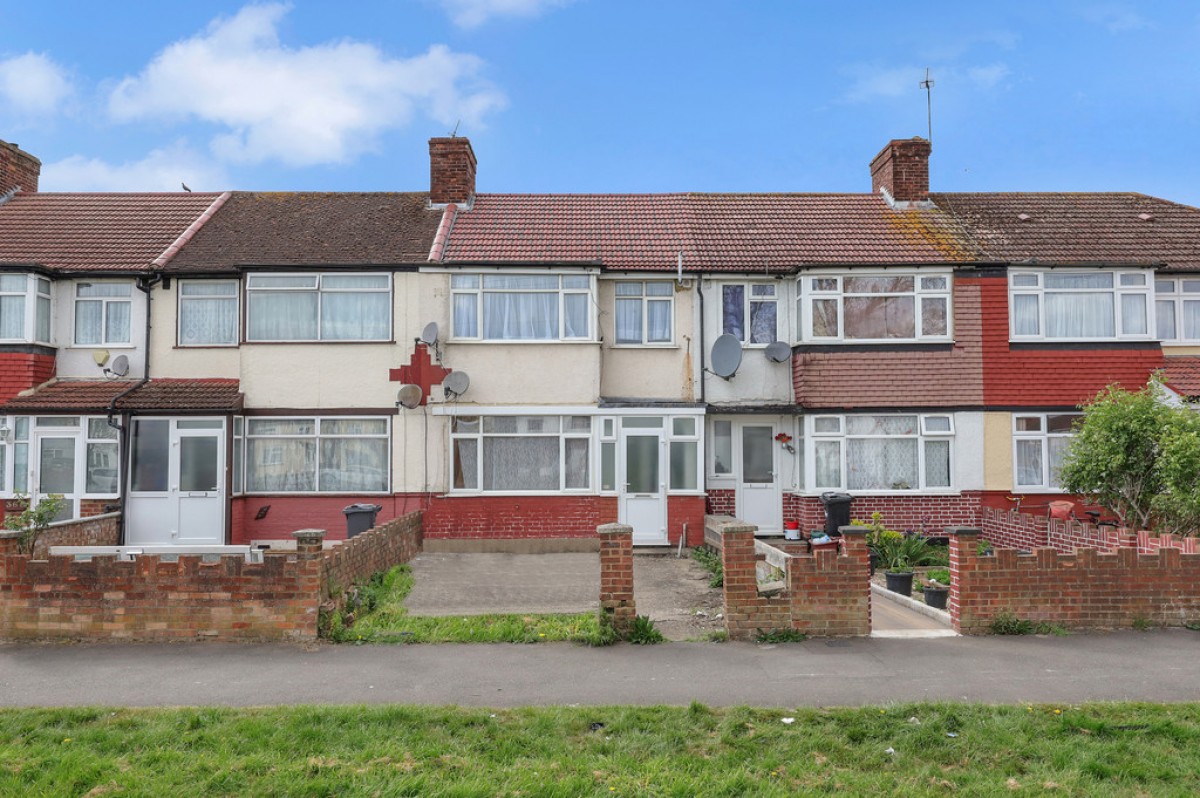 North Hyde Lane, Southall