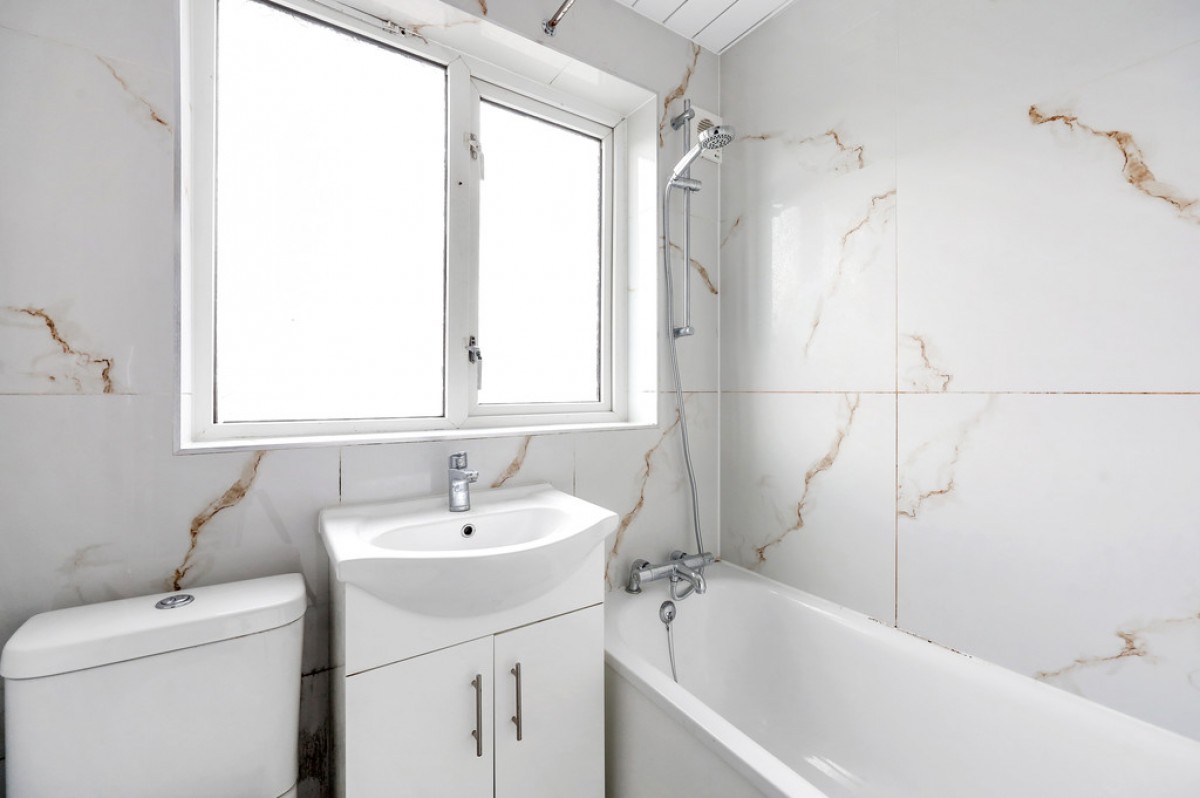 North Hyde Lane, Southall