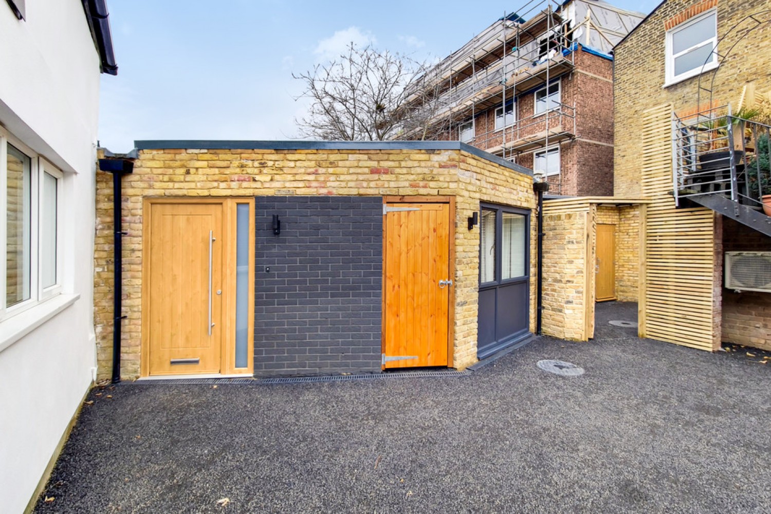 1 bedroom Flat for Letting Gibbon Mews, Kingston Upon Thames