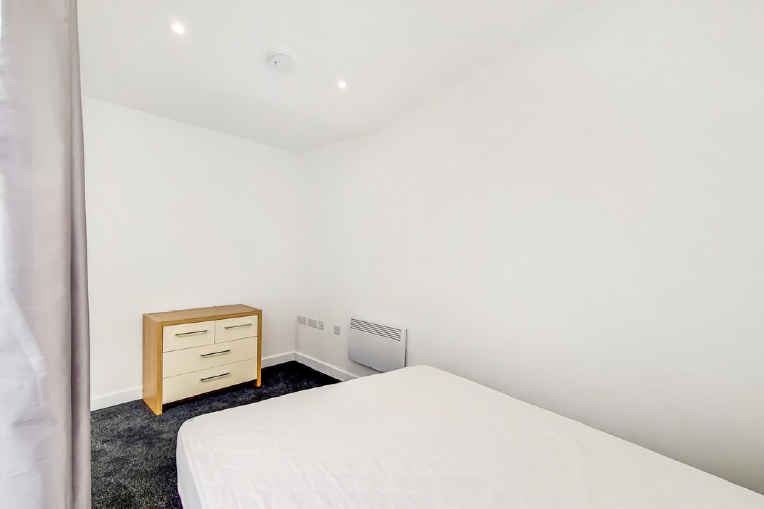 1 bedroom Flat for Letting Gibbon Mews, Kingston Upon Thames