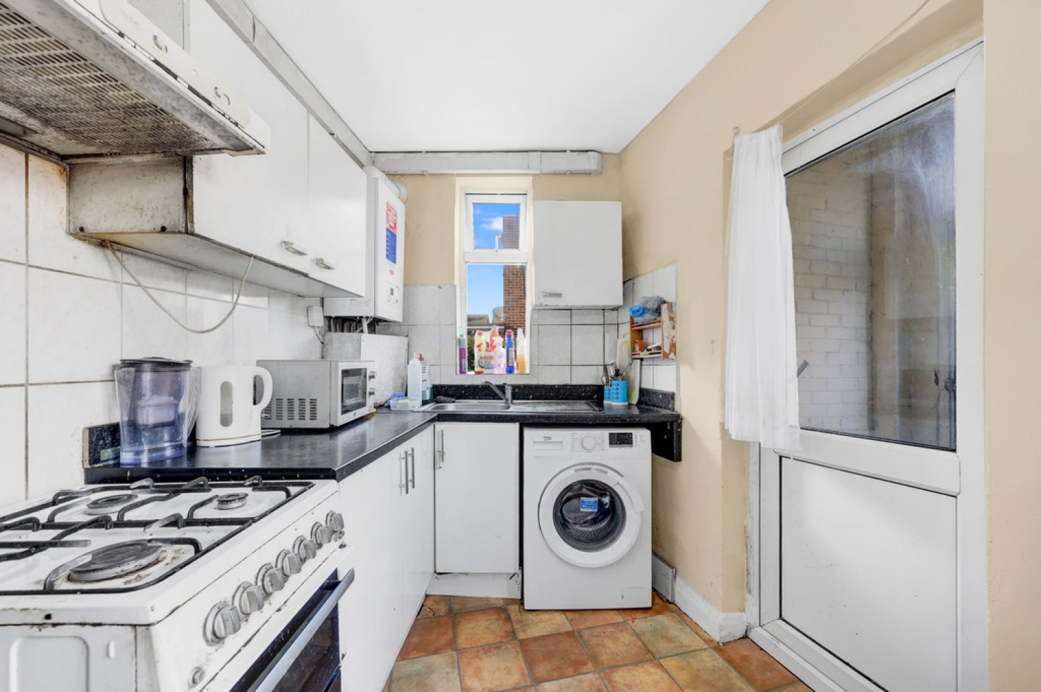 2 bedroom Flat for Sale Ambassador Close, Hounslow