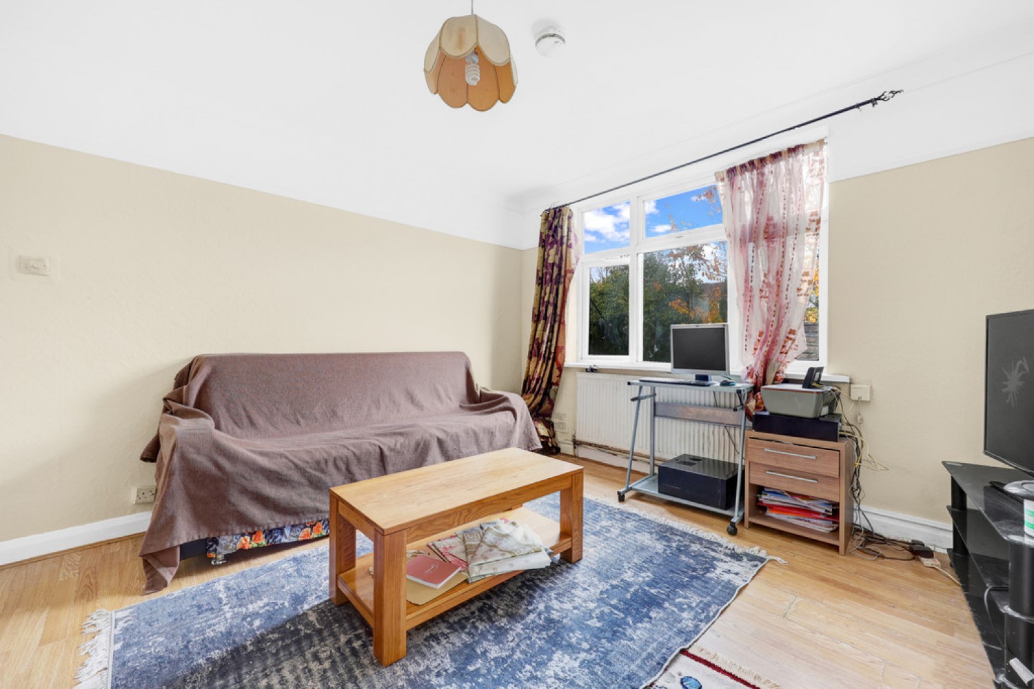 2 bedroom Flat for Sale Ambassador Close, Hounslow