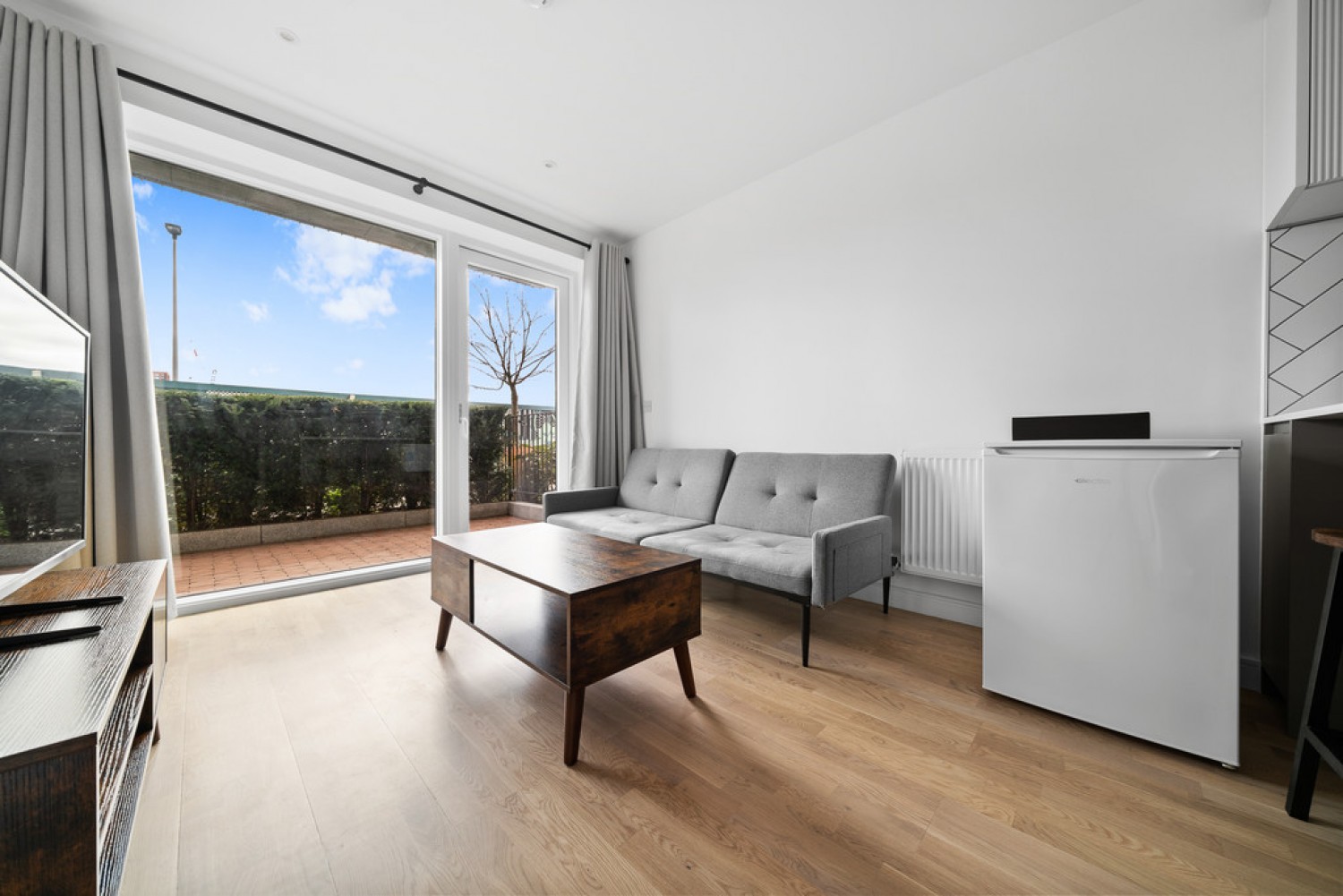 1 bedroom Flat for Letting Accolade Avenue, Southall