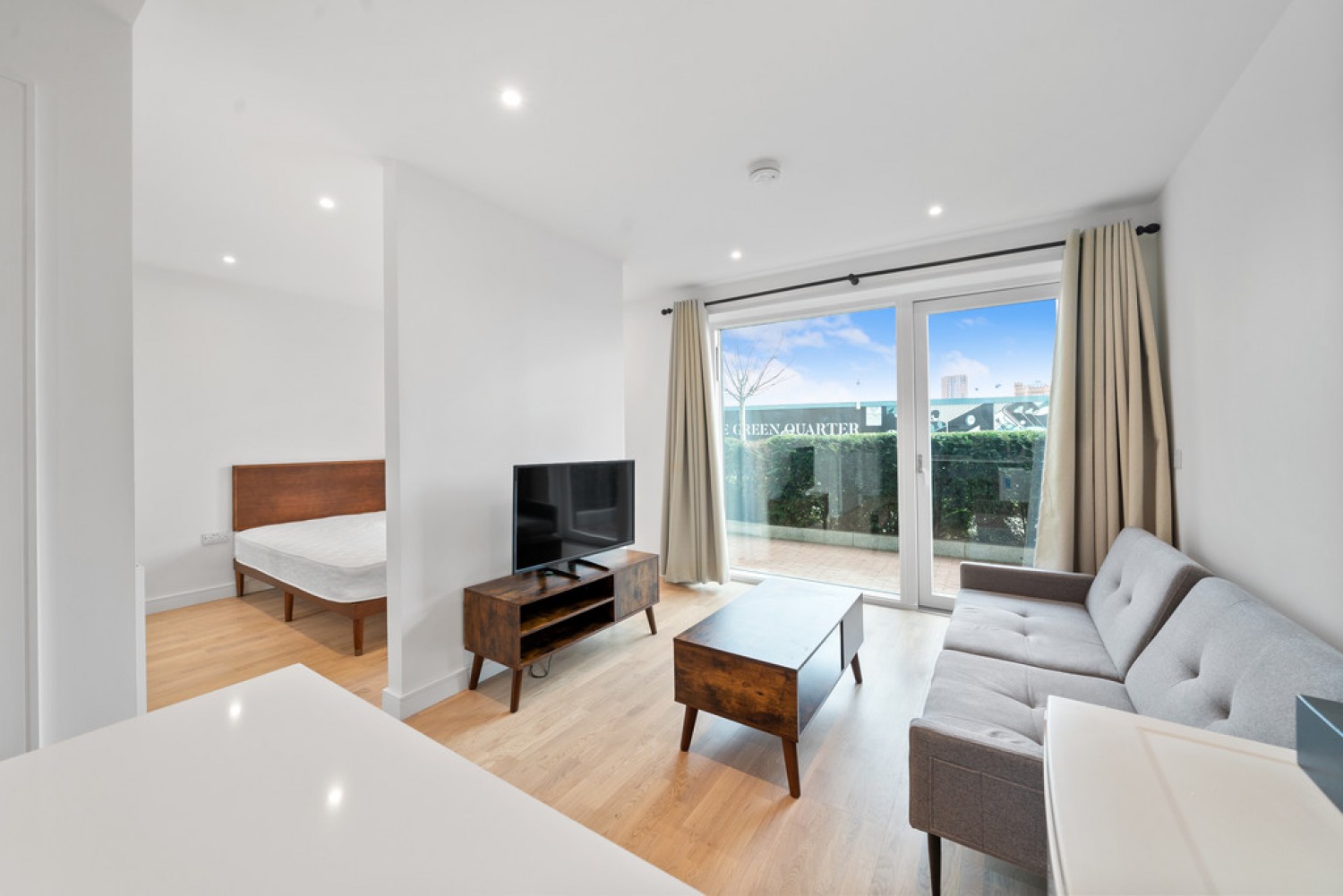 1 bedroom Flat for Letting Accolade Avenue, Southall