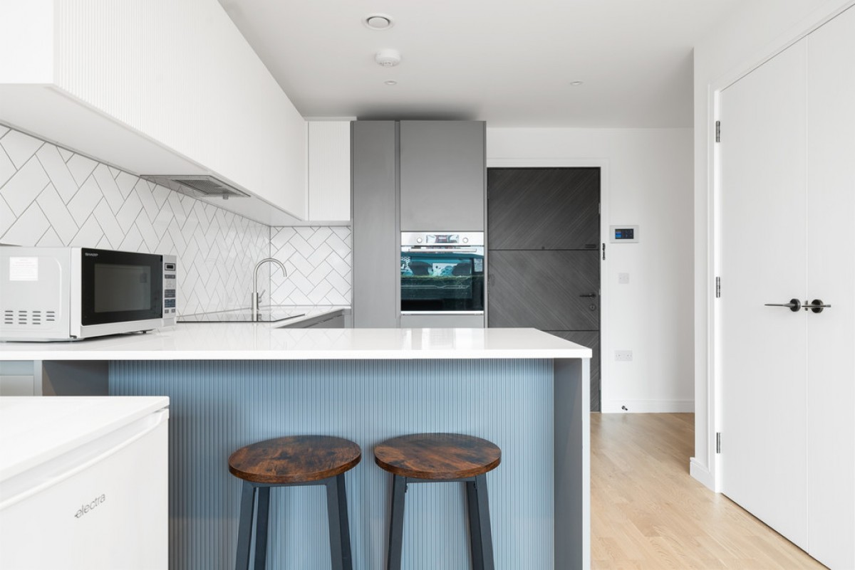 Accolade Avenue, Southall