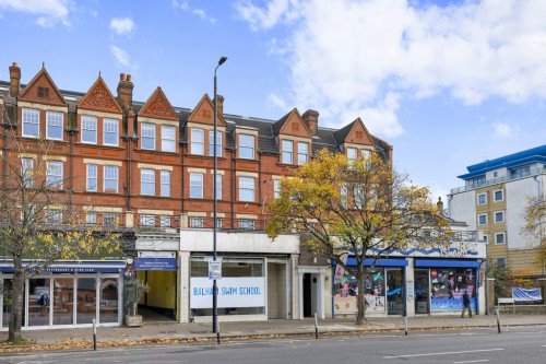 Balham High Road, London