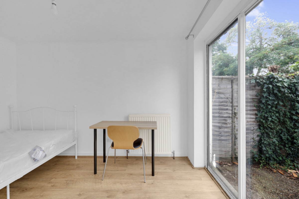 Smith Street, Surbiton