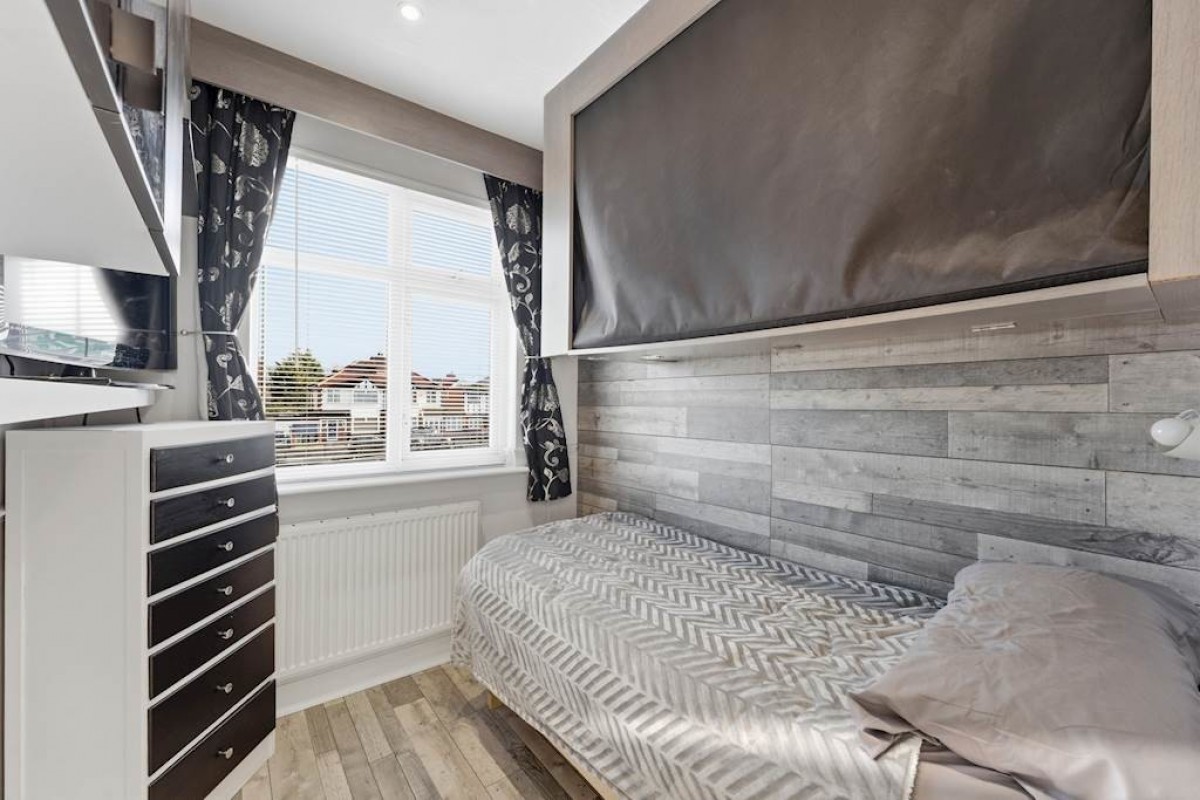 Tolworth Rise North, Surbiton