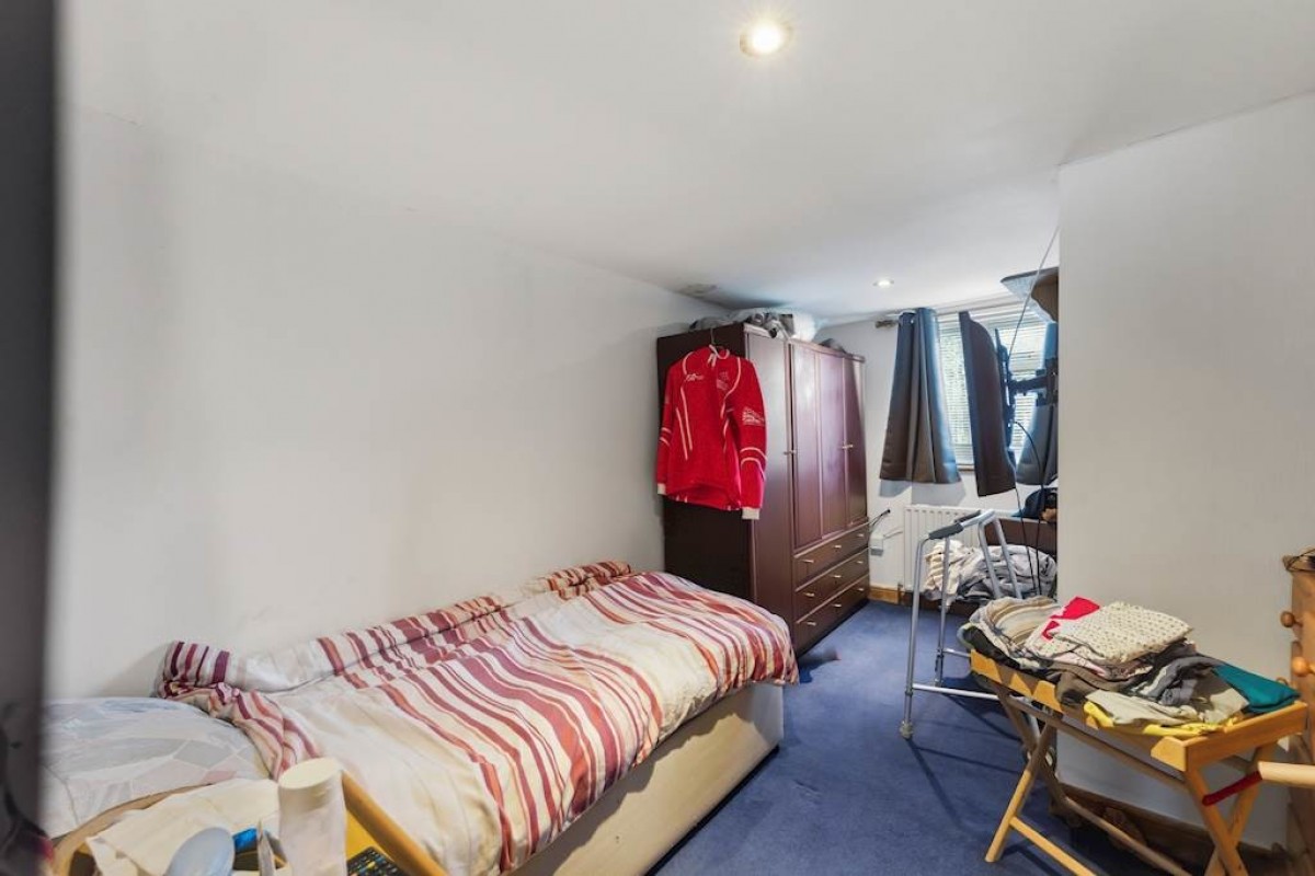 Tolworth Rise North, Surbiton