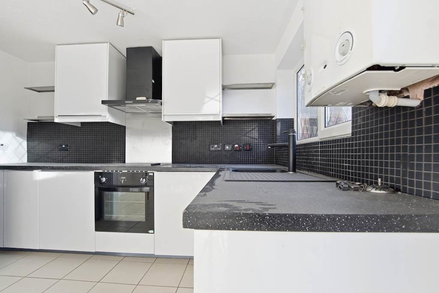 6 bedroom House for Sale Howard Road, Surbiton, Surrey