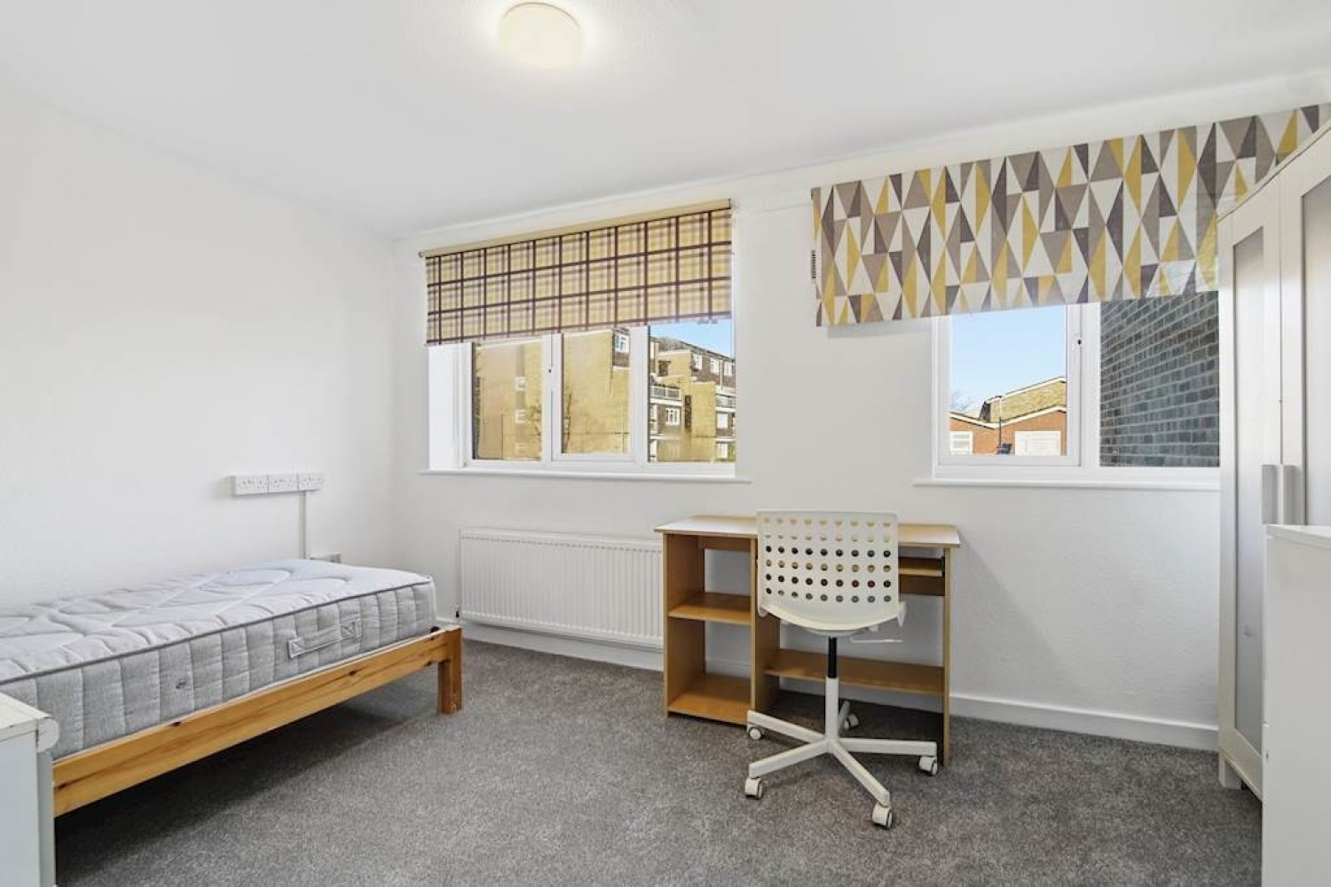 6 bedroom House for Sale Howard Road, Surbiton, Surrey