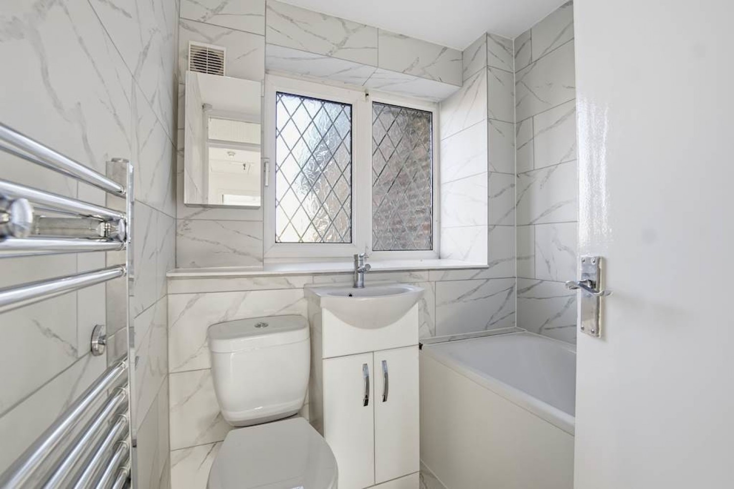 6 bedroom House for Sale Howard Road, Surbiton, Surrey